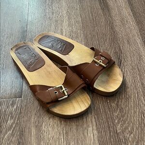 Zara Brown Leather Buckle Slide Sandals